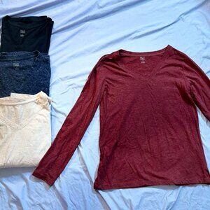 Bundle of FOUR Falls Creek brand Long Sleeve Vneck basic tops SIZE MEDIUM